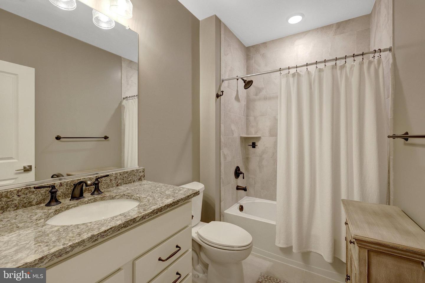 23744 FAIRFIELD KNOLL CT, ALDIE, Virginia 20105, 6 Bedrooms Bedrooms, ,4 BathroomsBathrooms,Residential,For sale,23744 FAIRFIELD KNOLL CT,VALO2090662 MLS # VALO2090662