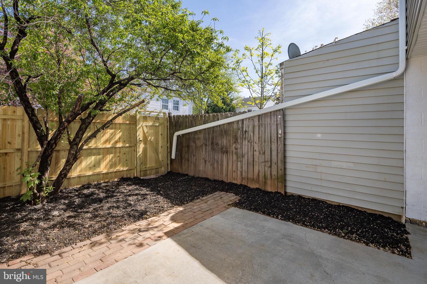 8133 COMMUNITY DR, MANASSAS, Virginia 20109, 3 Bedrooms Bedrooms, ,1 BathroomBathrooms,Residential,For sale,8133 COMMUNITY DR,VAPW2089262 MLS # VAPW2089262