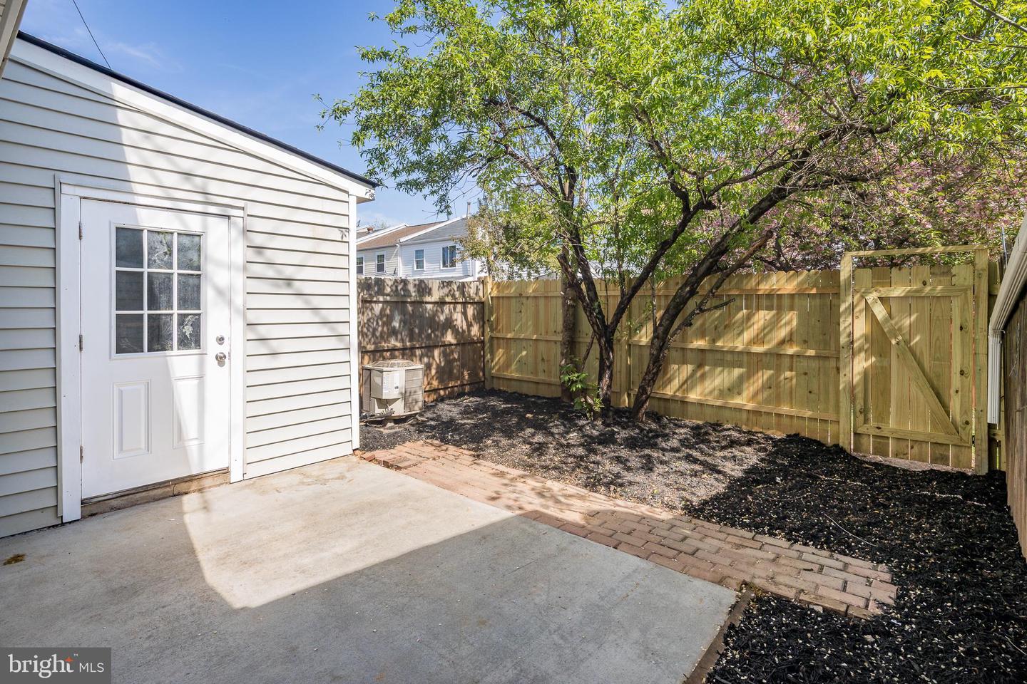8133 COMMUNITY DR, MANASSAS, Virginia 20109, 3 Bedrooms Bedrooms, ,1 BathroomBathrooms,Residential,For sale,8133 COMMUNITY DR,VAPW2089262 MLS # VAPW2089262