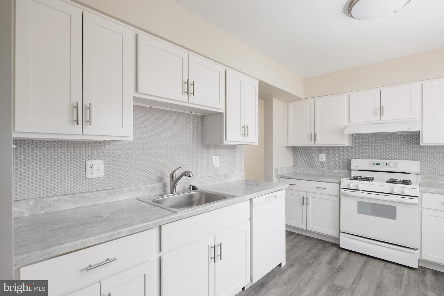 8133 COMMUNITY DR, MANASSAS, Virginia 20109, 3 Bedrooms Bedrooms, ,1 BathroomBathrooms,Residential,For sale,8133 COMMUNITY DR,VAPW2089262 MLS # VAPW2089262