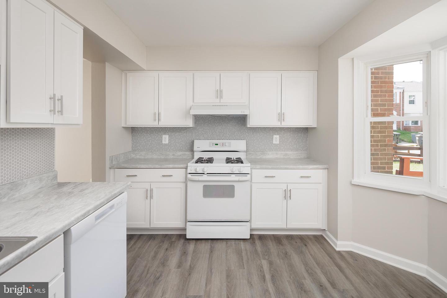 8133 COMMUNITY DR, MANASSAS, Virginia 20109, 3 Bedrooms Bedrooms, ,1 BathroomBathrooms,Residential,For sale,8133 COMMUNITY DR,VAPW2089262 MLS # VAPW2089262