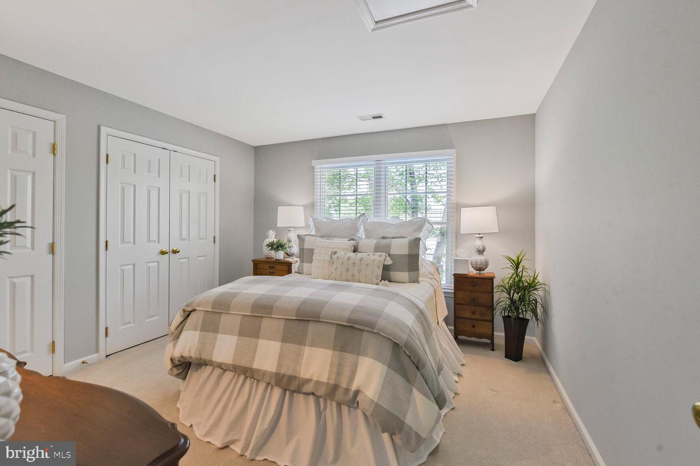 12804 NEW PARKLAND DR, HERNDON, Virginia 20171, 4 Bedrooms Bedrooms, ,4 BathroomsBathrooms,Residential,For sale,12804 NEW PARKLAND DR,VAFX2226390 MLS # VAFX2226390