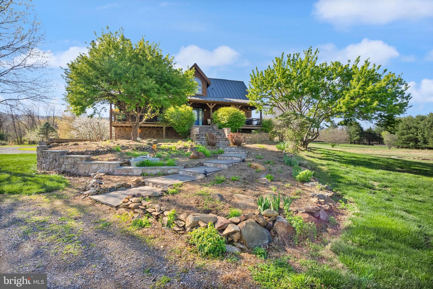 34388 BRIDGESTONE LN, BLUEMONT, Virginia 20135, 4 Bedrooms Bedrooms, ,3 BathroomsBathrooms,Residential,For sale,34388 BRIDGESTONE LN,VALO2090796 MLS # VALO2090796