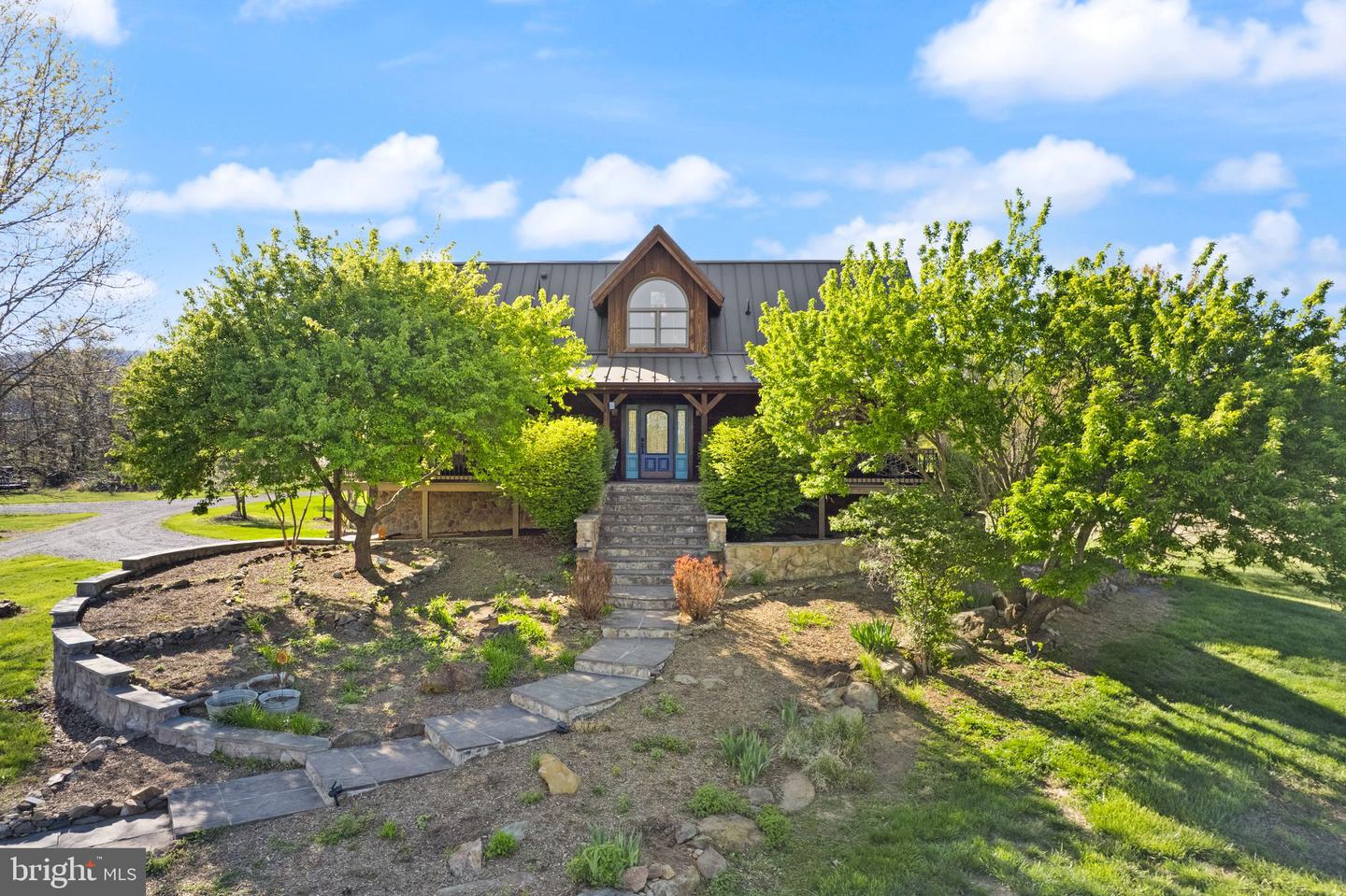 34388 BRIDGESTONE LN, BLUEMONT, Virginia 20135, 4 Bedrooms Bedrooms, ,3 BathroomsBathrooms,Residential,For sale,34388 BRIDGESTONE LN,VALO2090796 MLS # VALO2090796