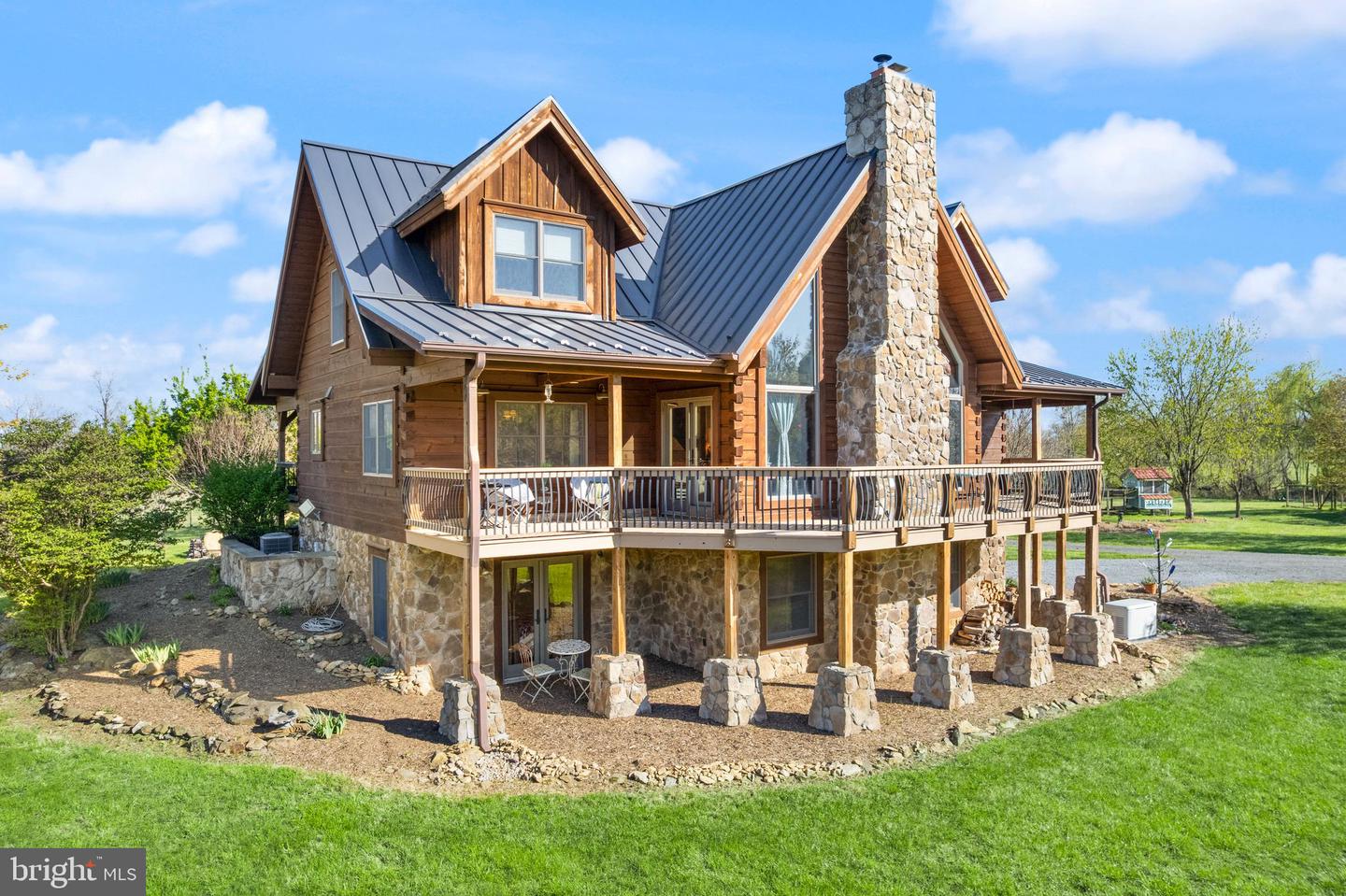 34388 BRIDGESTONE LN, BLUEMONT, Virginia 20135, 4 Bedrooms Bedrooms, ,3 BathroomsBathrooms,Residential,For sale,34388 BRIDGESTONE LN,VALO2090796 MLS # VALO2090796