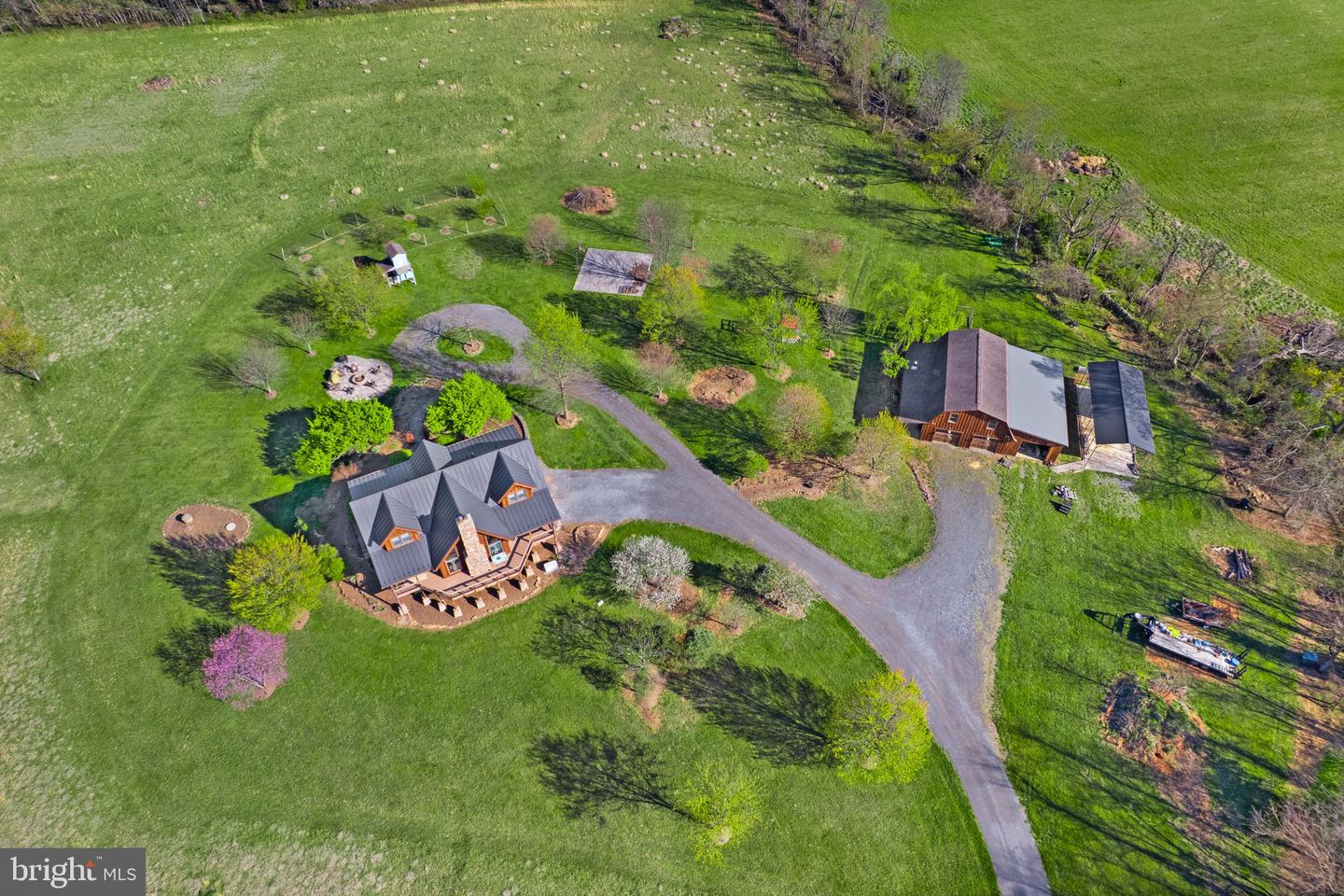 34388 BRIDGESTONE LN, BLUEMONT, Virginia 20135, 4 Bedrooms Bedrooms, ,3 BathroomsBathrooms,Residential,For sale,34388 BRIDGESTONE LN,VALO2090796 MLS # VALO2090796