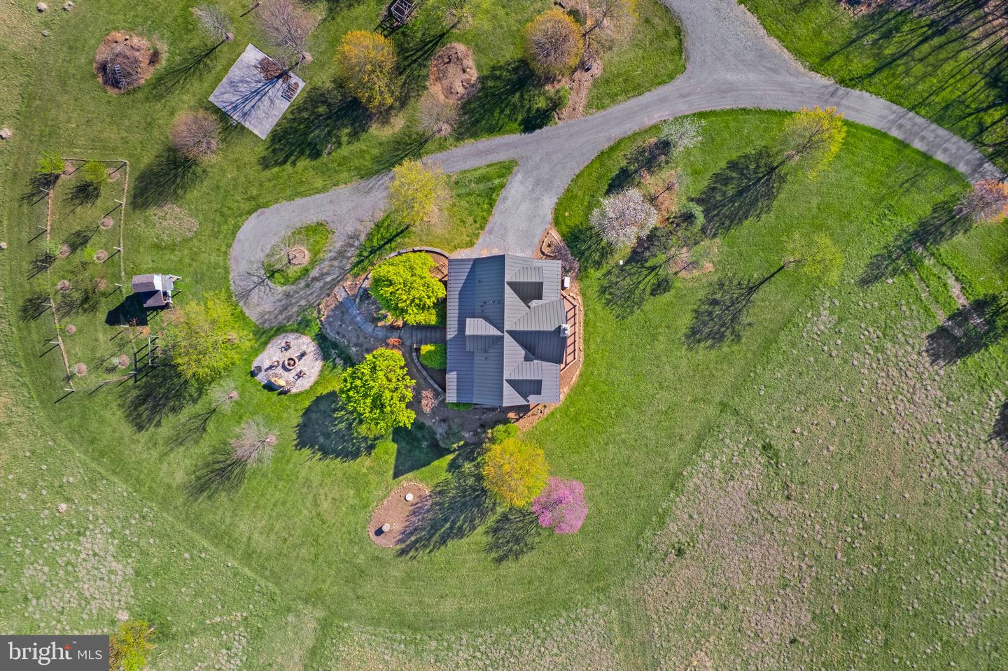 34388 BRIDGESTONE LN, BLUEMONT, Virginia 20135, 4 Bedrooms Bedrooms, ,3 BathroomsBathrooms,Residential,For sale,34388 BRIDGESTONE LN,VALO2090796 MLS # VALO2090796
