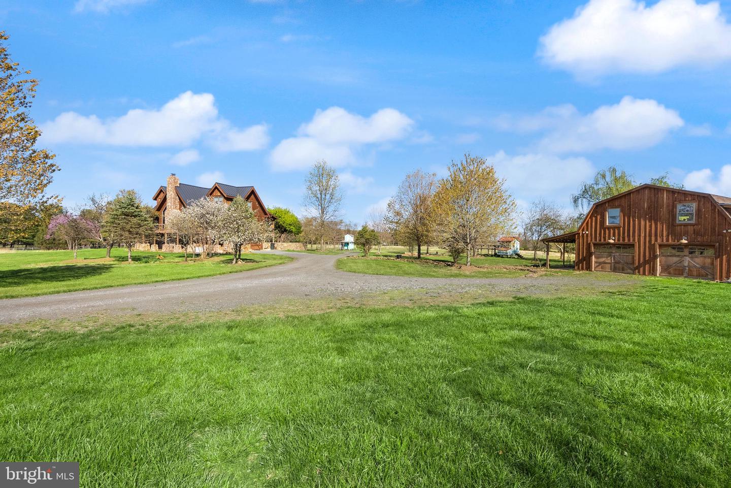 34388 BRIDGESTONE LN, BLUEMONT, Virginia 20135, 4 Bedrooms Bedrooms, ,3 BathroomsBathrooms,Residential,For sale,34388 BRIDGESTONE LN,VALO2090796 MLS # VALO2090796