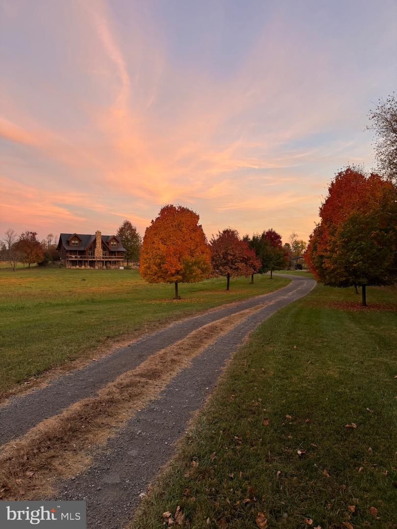 34388 BRIDGESTONE LN, BLUEMONT, Virginia 20135, 4 Bedrooms Bedrooms, ,3 BathroomsBathrooms,Residential,For sale,34388 BRIDGESTONE LN,VALO2090796 MLS # VALO2090796