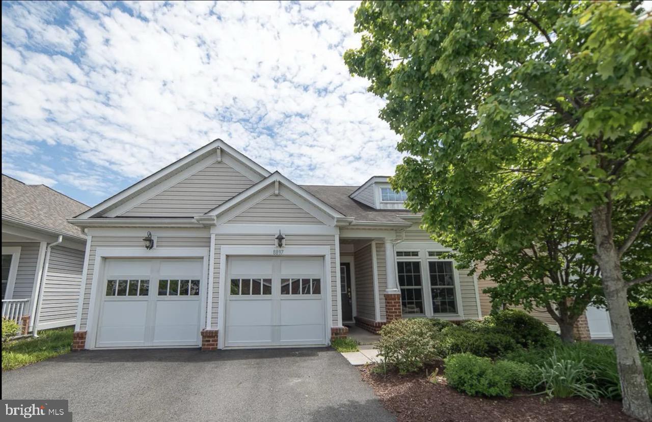 8897 WHITE ORCHID PL, LORTON, Virginia 22079, 3 Bedrooms Bedrooms, ,3 BathroomsBathrooms,Residential,For sale,8897 WHITE ORCHID PL,VAFX2226632 MLS # VAFX2226632