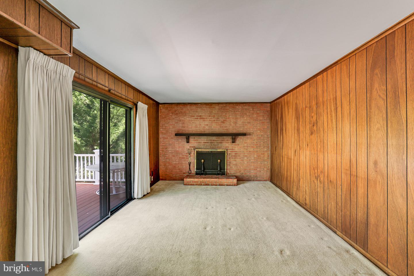 4322 WAKEFIELD DR, ANNANDALE, Virginia 22003, 4 Bedrooms Bedrooms, ,2 BathroomsBathrooms,Residential,For sale,4322 WAKEFIELD DR,VAFX2226668 MLS # VAFX2226668