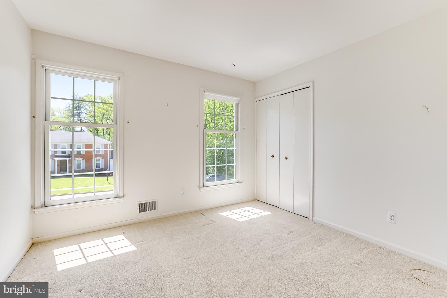 4322 WAKEFIELD DR, ANNANDALE, Virginia 22003, 4 Bedrooms Bedrooms, ,2 BathroomsBathrooms,Residential,For sale,4322 WAKEFIELD DR,VAFX2226668 MLS # VAFX2226668