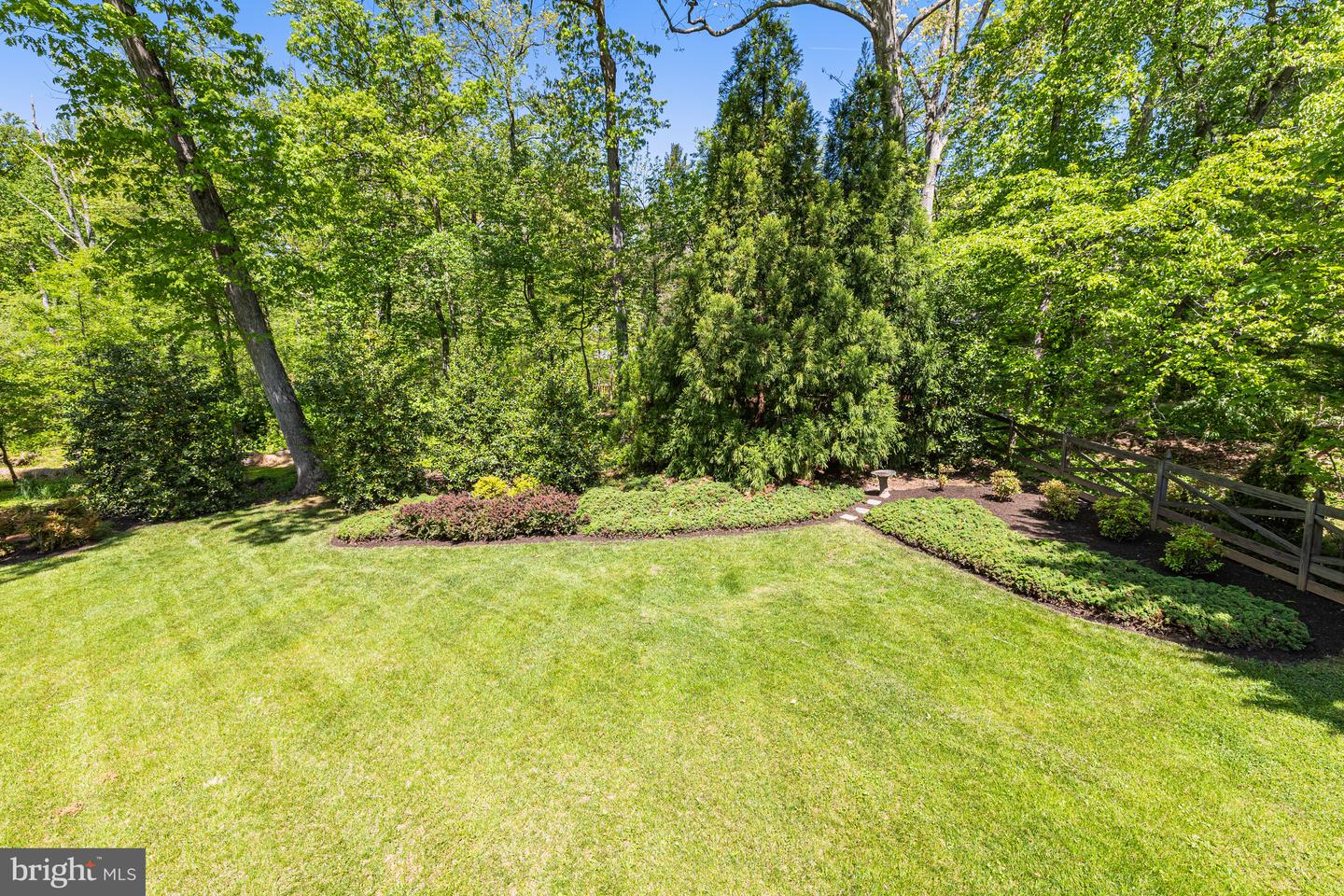 4322 WAKEFIELD DR, ANNANDALE, Virginia 22003, 4 Bedrooms Bedrooms, ,2 BathroomsBathrooms,Residential,For sale,4322 WAKEFIELD DR,VAFX2226668 MLS # VAFX2226668