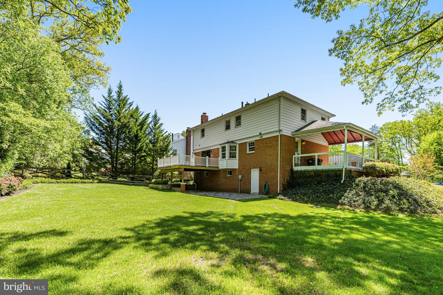 4322 WAKEFIELD DR, ANNANDALE, Virginia 22003, 4 Bedrooms Bedrooms, ,2 BathroomsBathrooms,Residential,For sale,4322 WAKEFIELD DR,VAFX2226668 MLS # VAFX2226668