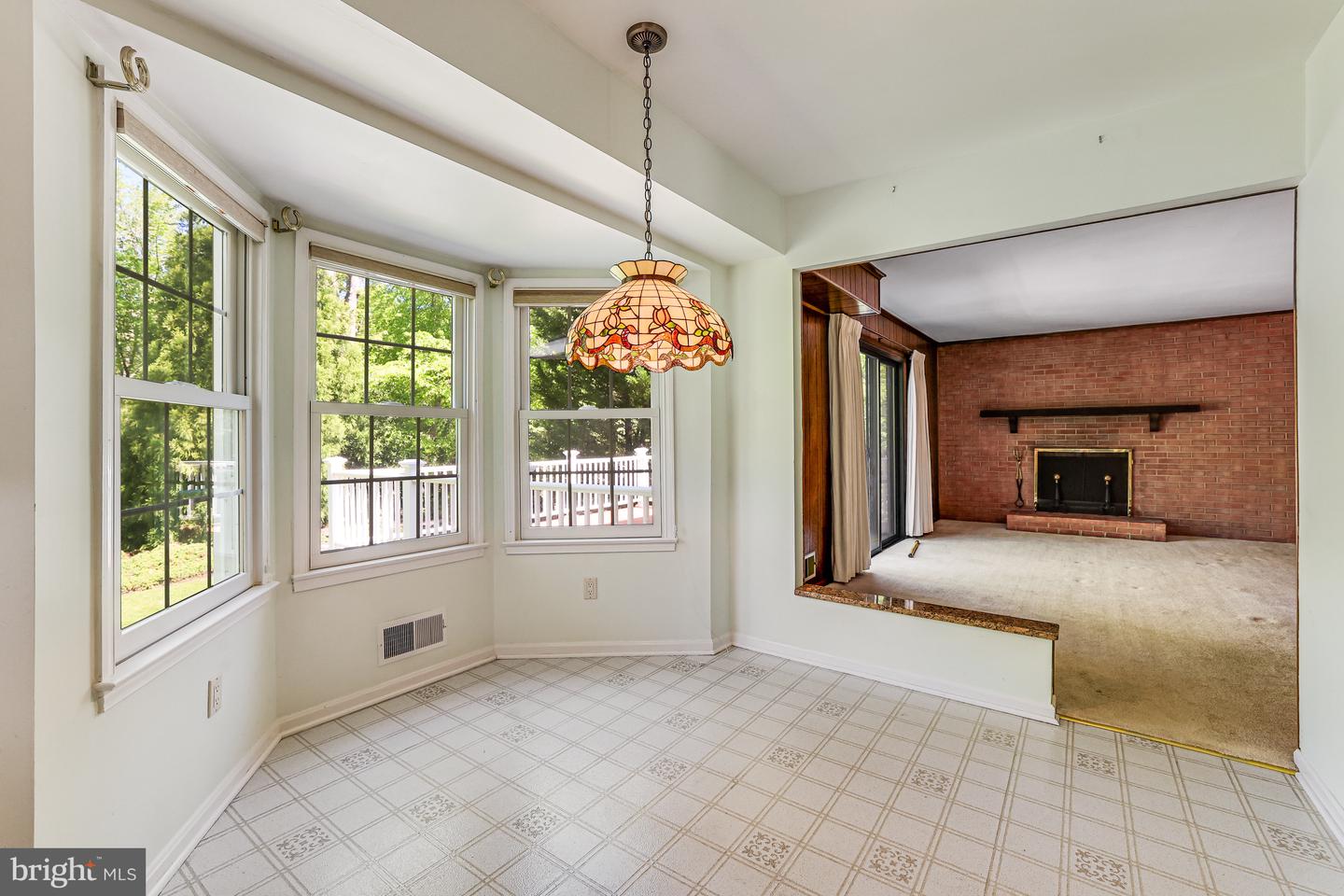 4322 WAKEFIELD DR, ANNANDALE, Virginia 22003, 4 Bedrooms Bedrooms, ,2 BathroomsBathrooms,Residential,For sale,4322 WAKEFIELD DR,VAFX2226668 MLS # VAFX2226668