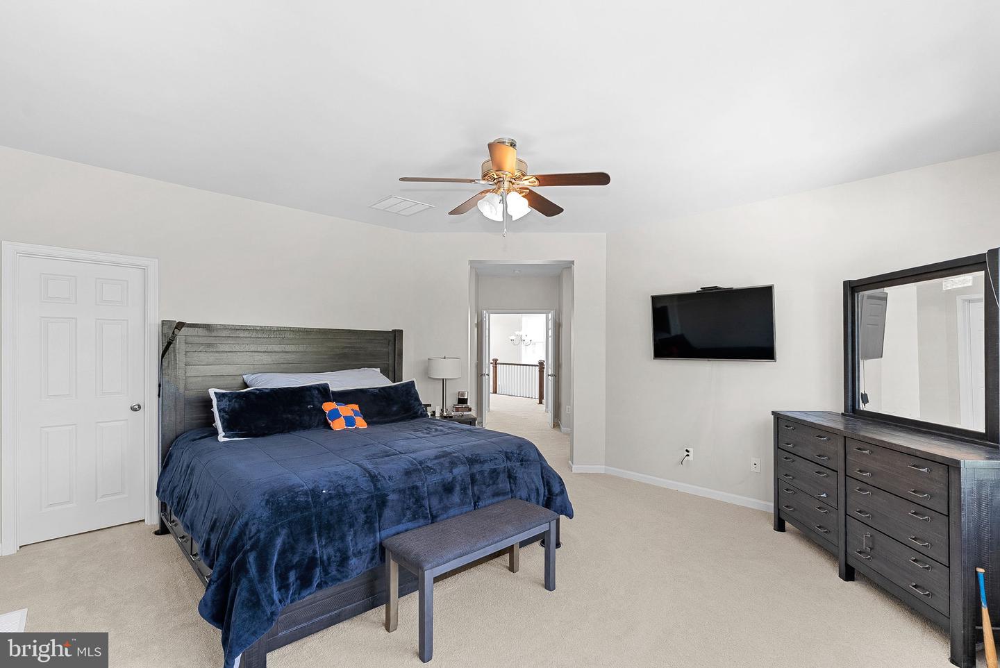 829 PENCOAST DR, PURCELLVILLE, Virginia 20132, 5 Bedrooms Bedrooms, ,4 BathroomsBathrooms,Residential,For sale,829 PENCOAST DR,VALO2090838 MLS # VALO2090838
