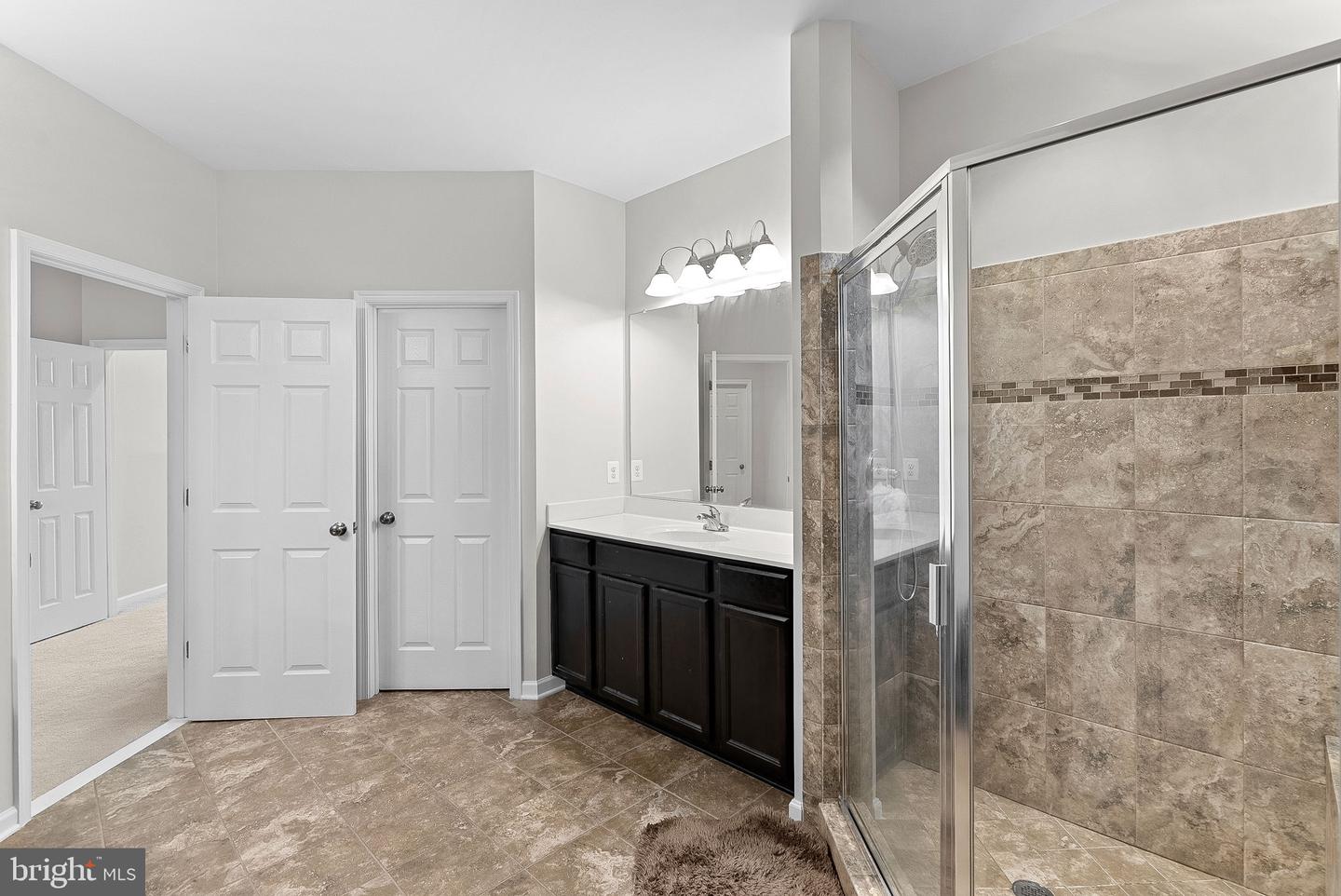 829 PENCOAST DR, PURCELLVILLE, Virginia 20132, 5 Bedrooms Bedrooms, ,4 BathroomsBathrooms,Residential,For sale,829 PENCOAST DR,VALO2090838 MLS # VALO2090838