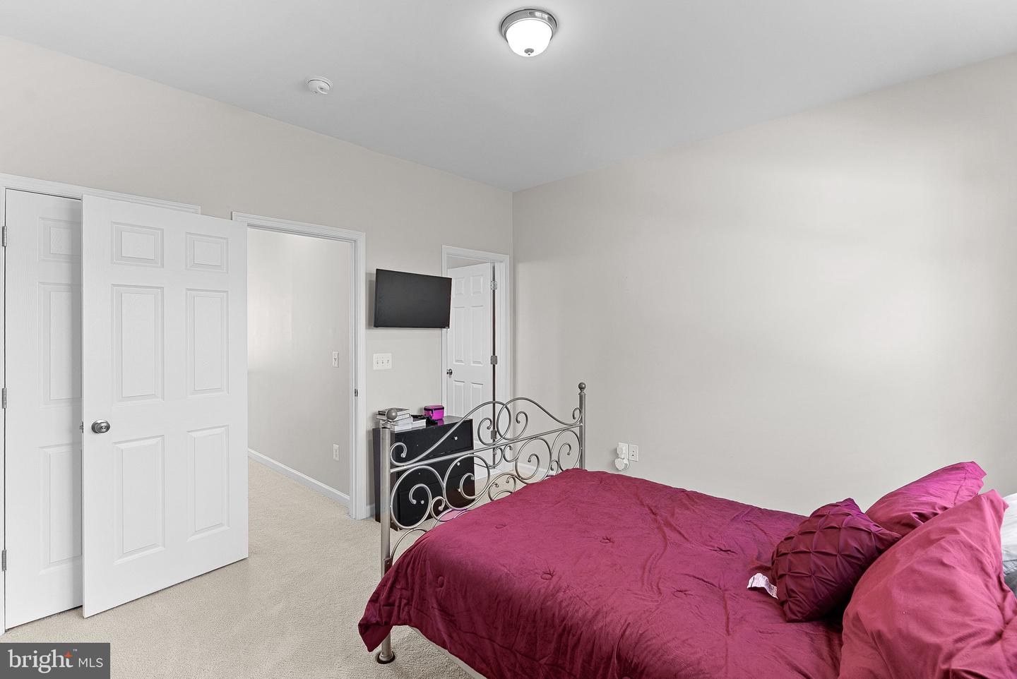 829 PENCOAST DR, PURCELLVILLE, Virginia 20132, 5 Bedrooms Bedrooms, ,4 BathroomsBathrooms,Residential,For sale,829 PENCOAST DR,VALO2090838 MLS # VALO2090838