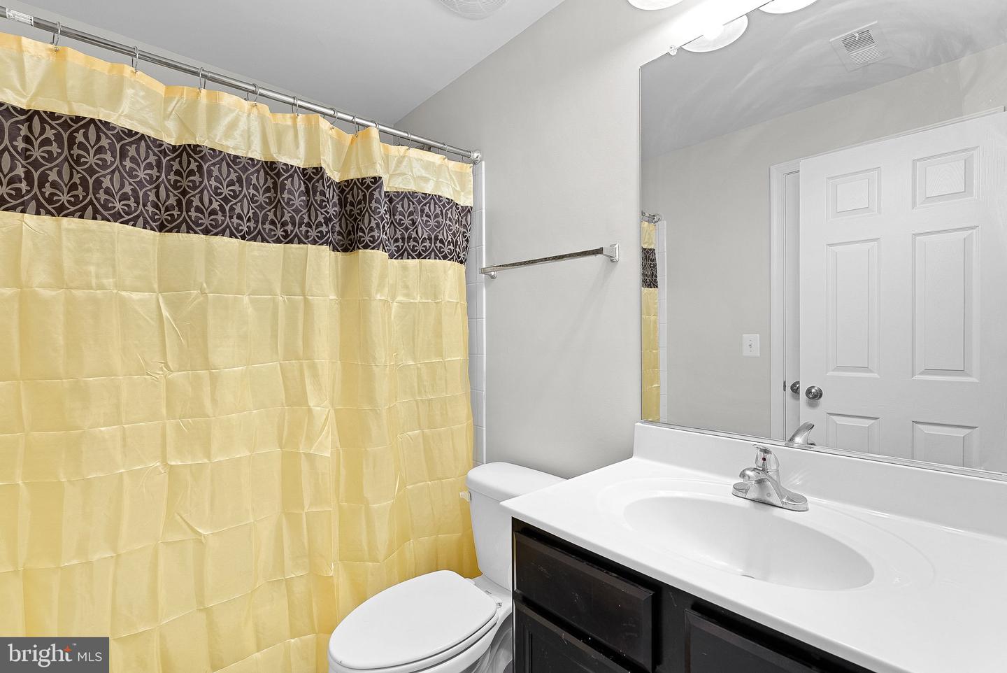 829 PENCOAST DR, PURCELLVILLE, Virginia 20132, 5 Bedrooms Bedrooms, ,4 BathroomsBathrooms,Residential,For sale,829 PENCOAST DR,VALO2090838 MLS # VALO2090838