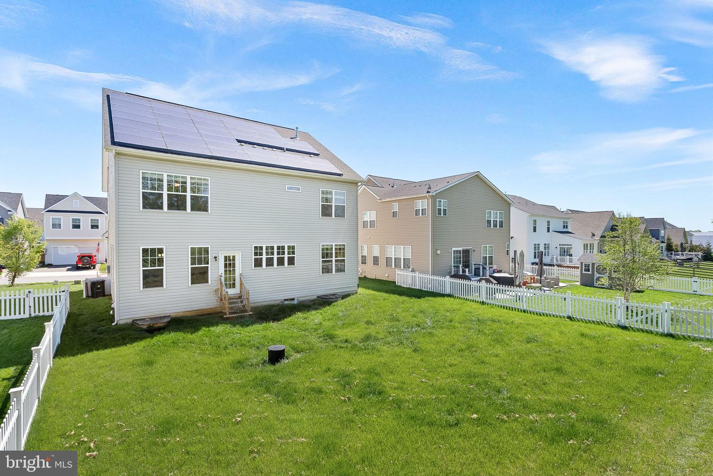 829 PENCOAST DR, PURCELLVILLE, Virginia 20132, 5 Bedrooms Bedrooms, ,4 BathroomsBathrooms,Residential,For sale,829 PENCOAST DR,VALO2090838 MLS # VALO2090838
