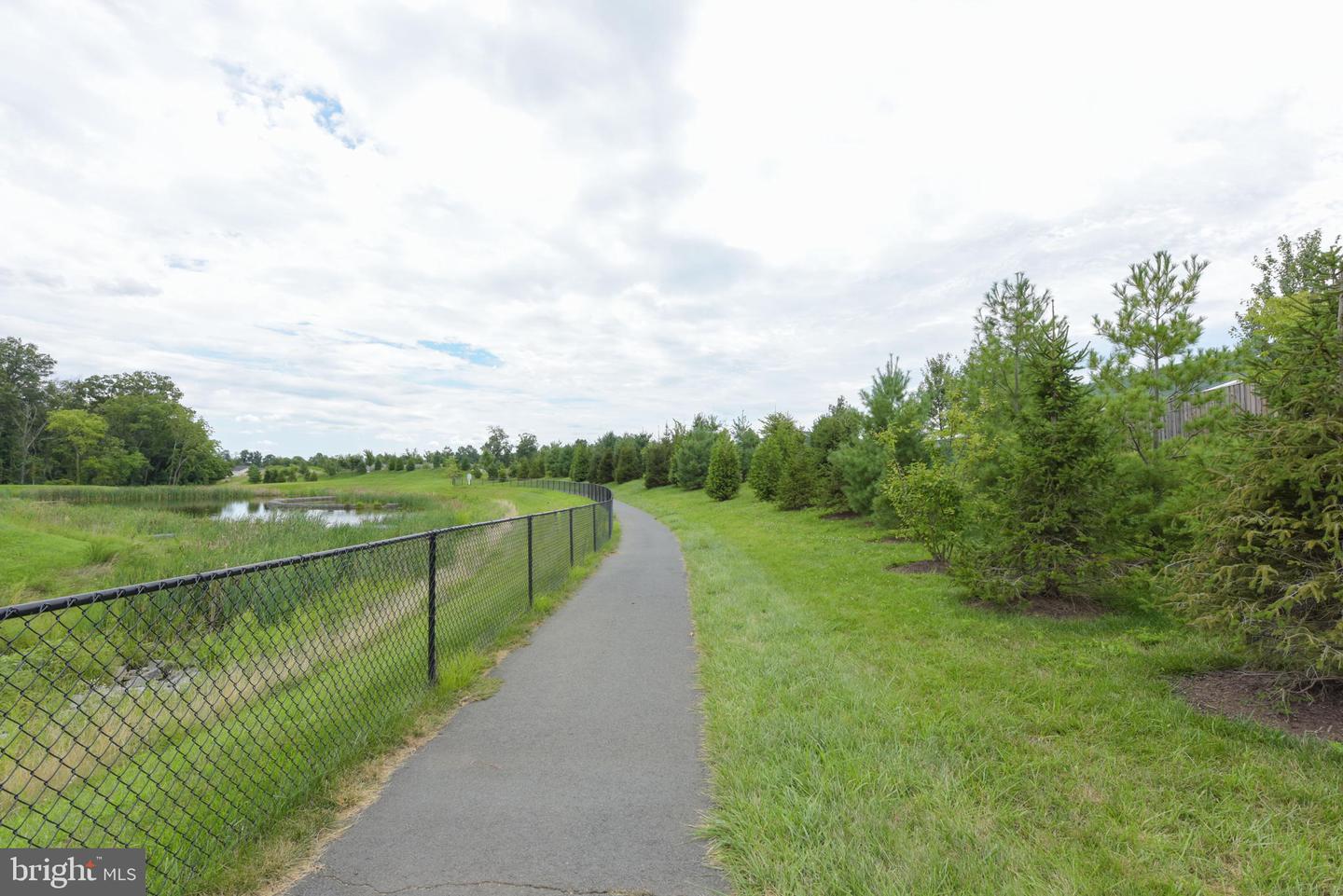 829 PENCOAST DR, PURCELLVILLE, Virginia 20132, 5 Bedrooms Bedrooms, ,4 BathroomsBathrooms,Residential,For sale,829 PENCOAST DR,VALO2090838 MLS # VALO2090838