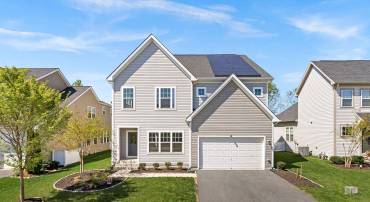 829 PENCOAST DR, PURCELLVILLE, Virginia 20132, 5 Bedrooms Bedrooms, ,4 BathroomsBathrooms,Residential,For sale,829 PENCOAST DR,VALO2090838 MLS # VALO2090838