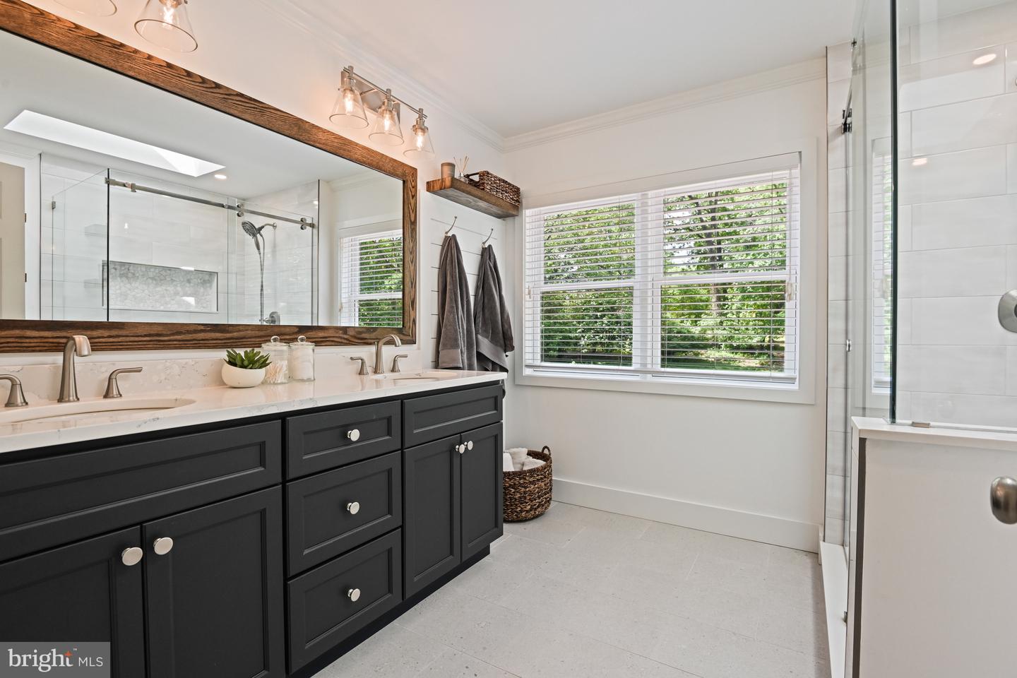 10918 LAKE WINDERMERE DR, GREAT FALLS, Virginia 22066, 5 Bedrooms Bedrooms, ,3 BathroomsBathrooms,Residential,For sale,10918 LAKE WINDERMERE DR,VAFX2226776 MLS # VAFX2226776