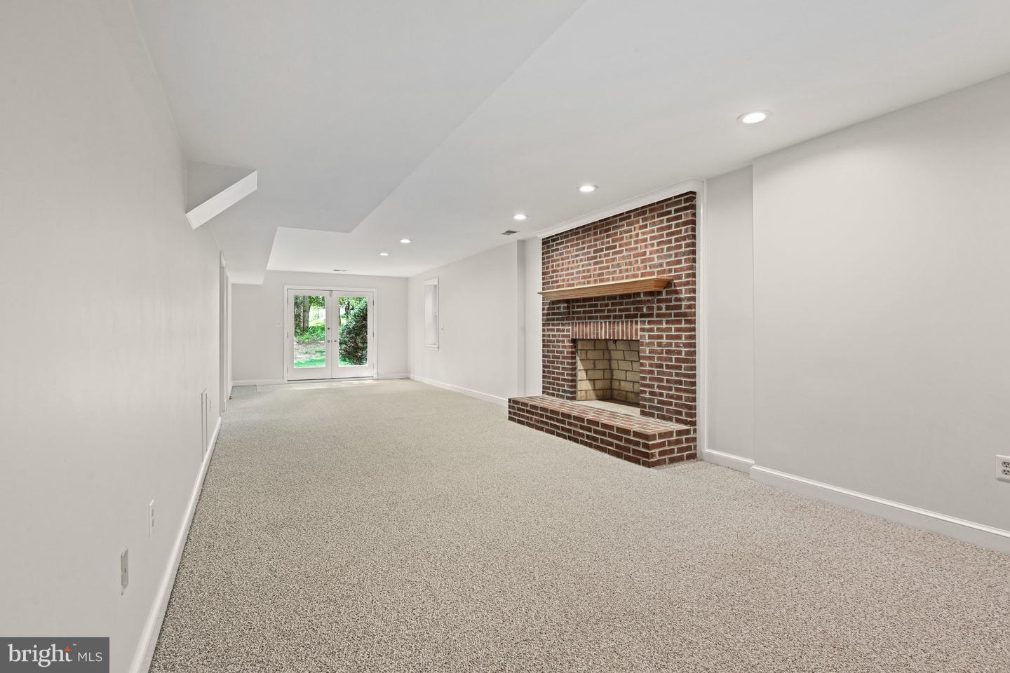 10918 LAKE WINDERMERE DR, GREAT FALLS, Virginia 22066, 5 Bedrooms Bedrooms, ,3 BathroomsBathrooms,Residential,For sale,10918 LAKE WINDERMERE DR,VAFX2226776 MLS # VAFX2226776