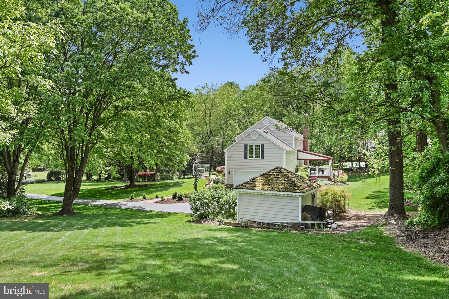 10918 LAKE WINDERMERE DR, GREAT FALLS, Virginia 22066, 5 Bedrooms Bedrooms, ,3 BathroomsBathrooms,Residential,For sale,10918 LAKE WINDERMERE DR,VAFX2226776 MLS # VAFX2226776