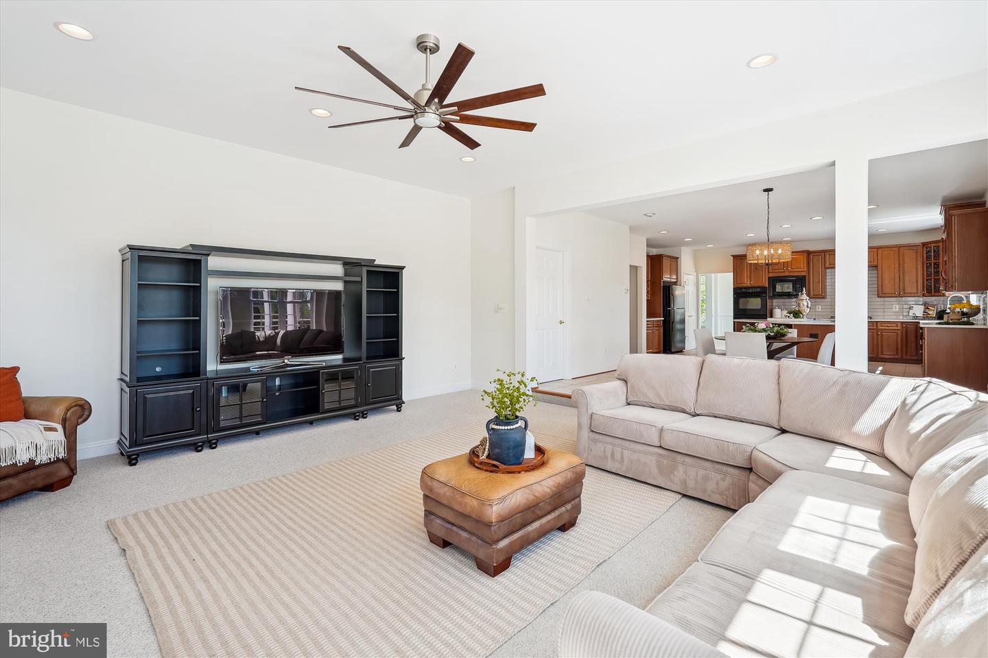 18211 BARROW KNOLL LN, PURCELLVILLE, Virginia 20132, 4 Bedrooms Bedrooms, ,4 BathroomsBathrooms,Residential,For sale,18211 BARROW KNOLL LN,VALO2090870 MLS # VALO2090870