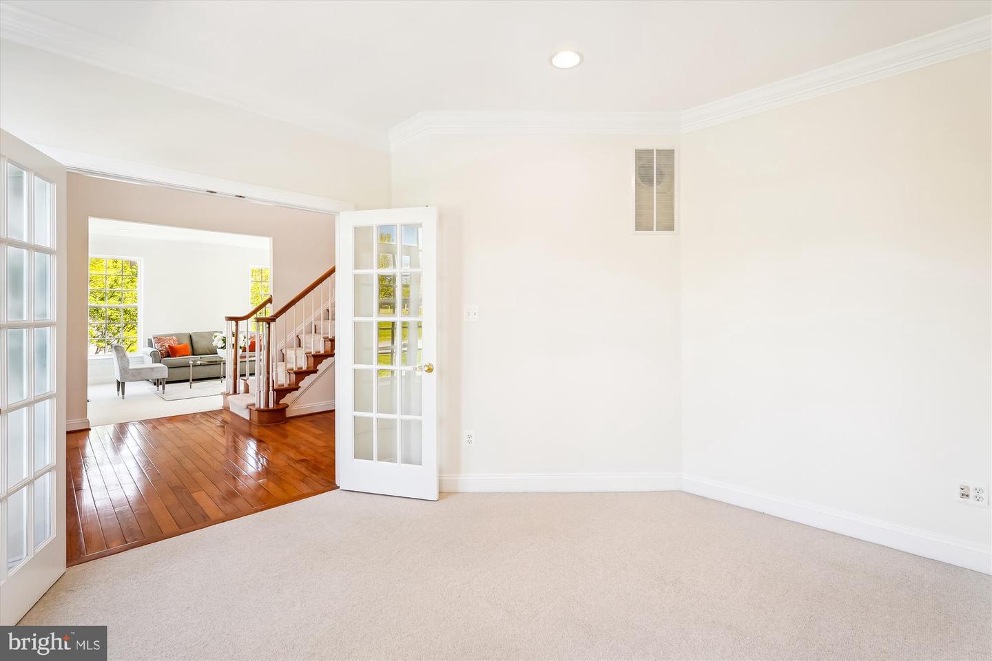 18211 BARROW KNOLL LN, PURCELLVILLE, Virginia 20132, 4 Bedrooms Bedrooms, ,4 BathroomsBathrooms,Residential,For sale,18211 BARROW KNOLL LN,VALO2090870 MLS # VALO2090870