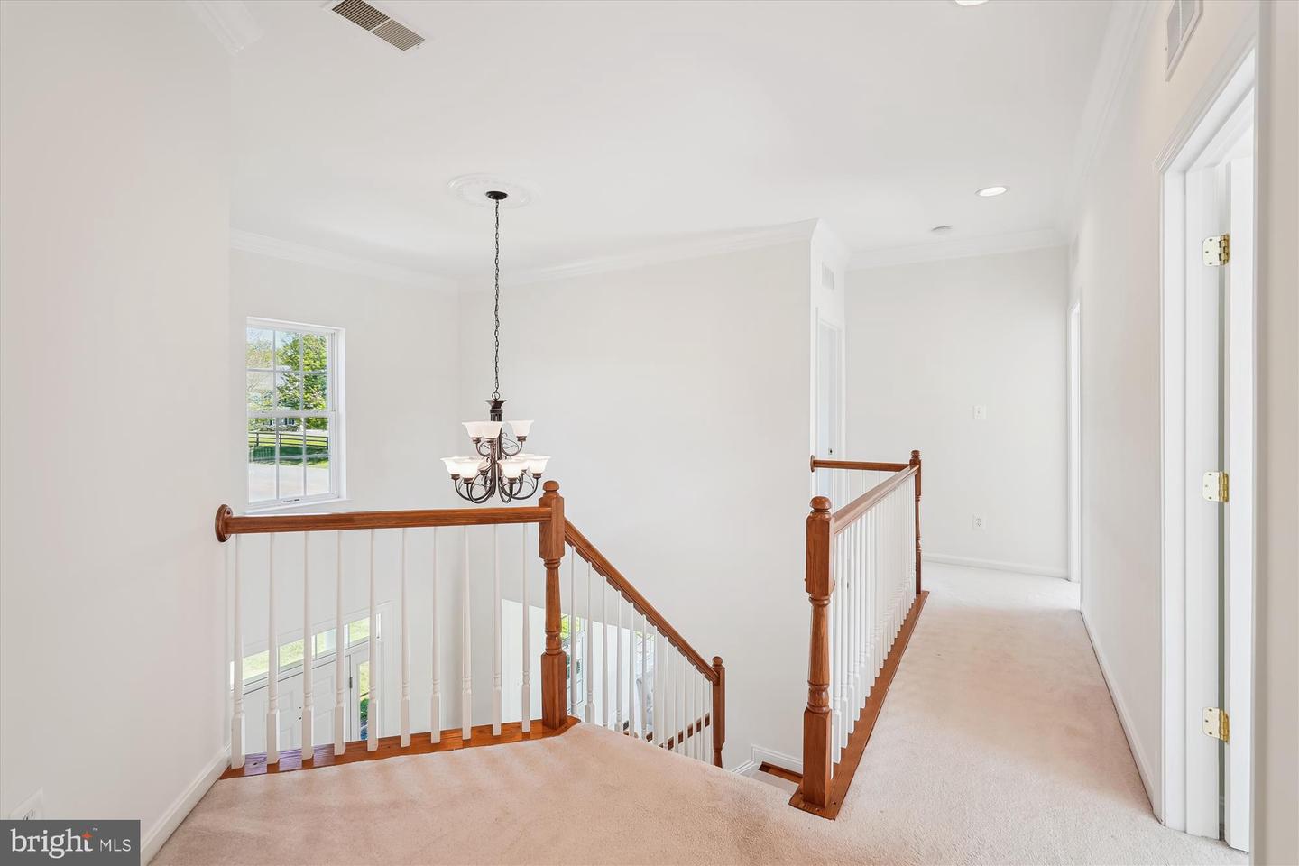 18211 BARROW KNOLL LN, PURCELLVILLE, Virginia 20132, 4 Bedrooms Bedrooms, ,4 BathroomsBathrooms,Residential,For sale,18211 BARROW KNOLL LN,VALO2090870 MLS # VALO2090870