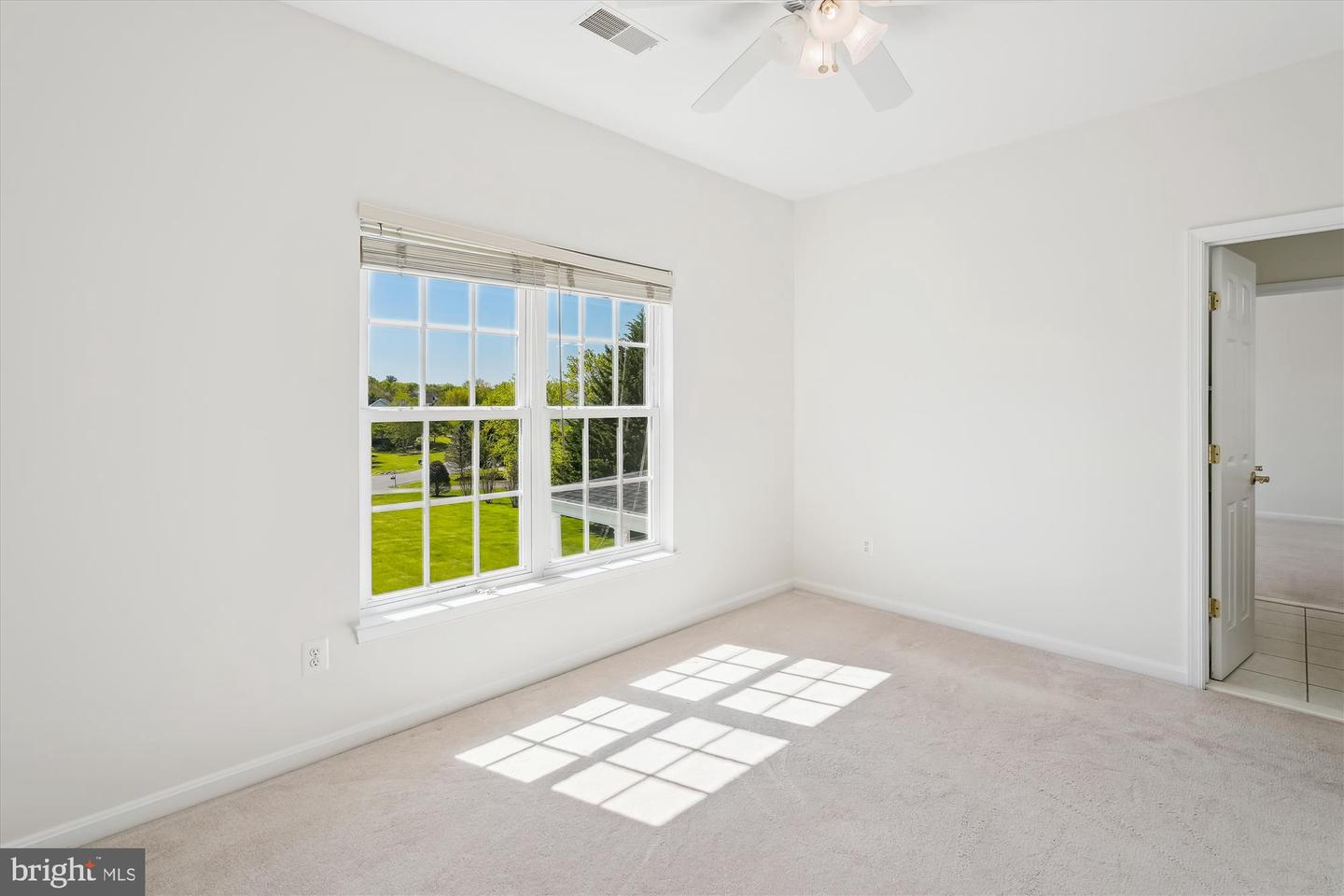 18211 BARROW KNOLL LN, PURCELLVILLE, Virginia 20132, 4 Bedrooms Bedrooms, ,4 BathroomsBathrooms,Residential,For sale,18211 BARROW KNOLL LN,VALO2090870 MLS # VALO2090870