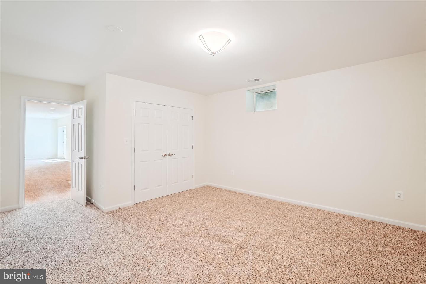 18211 BARROW KNOLL LN, PURCELLVILLE, Virginia 20132, 4 Bedrooms Bedrooms, ,4 BathroomsBathrooms,Residential,For sale,18211 BARROW KNOLL LN,VALO2090870 MLS # VALO2090870