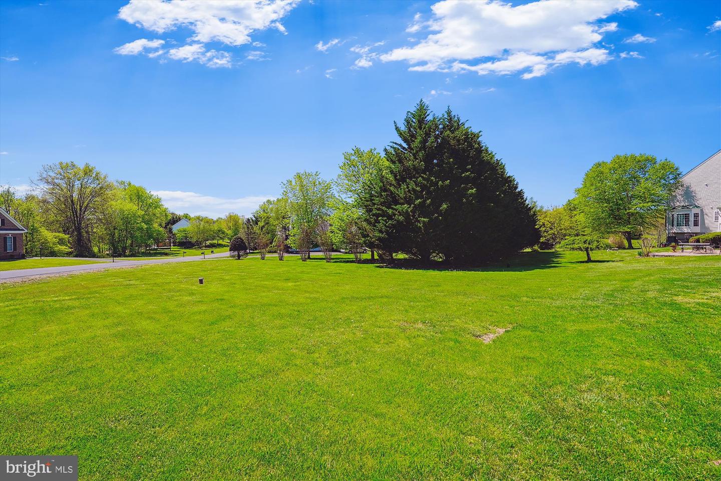 18211 BARROW KNOLL LN, PURCELLVILLE, Virginia 20132, 4 Bedrooms Bedrooms, ,4 BathroomsBathrooms,Residential,For sale,18211 BARROW KNOLL LN,VALO2090870 MLS # VALO2090870