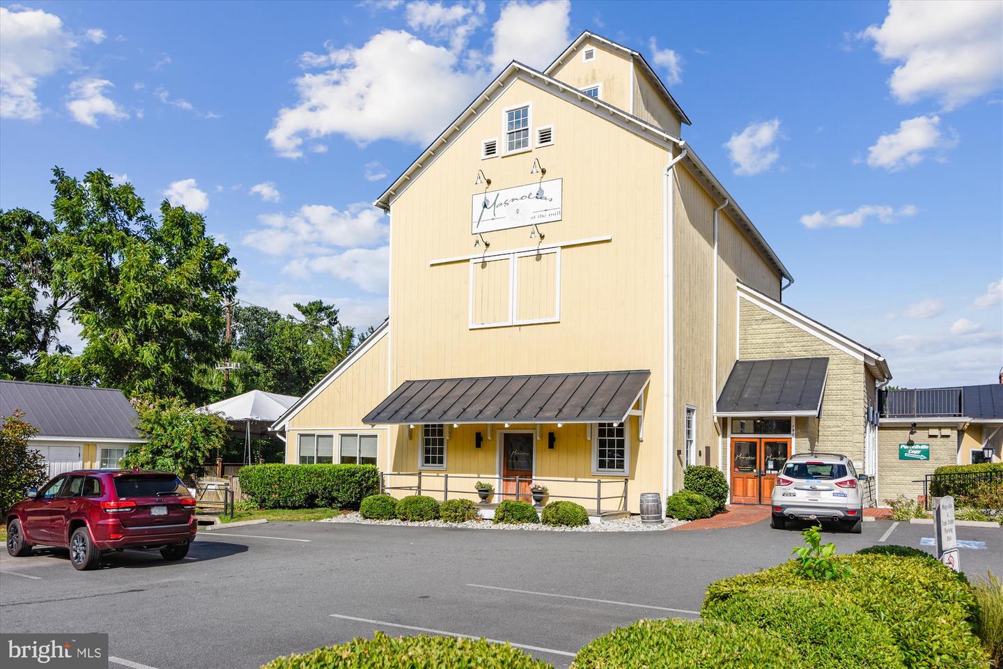 18211 BARROW KNOLL LN, PURCELLVILLE, Virginia 20132, 4 Bedrooms Bedrooms, ,4 BathroomsBathrooms,Residential,For sale,18211 BARROW KNOLL LN,VALO2090870 MLS # VALO2090870