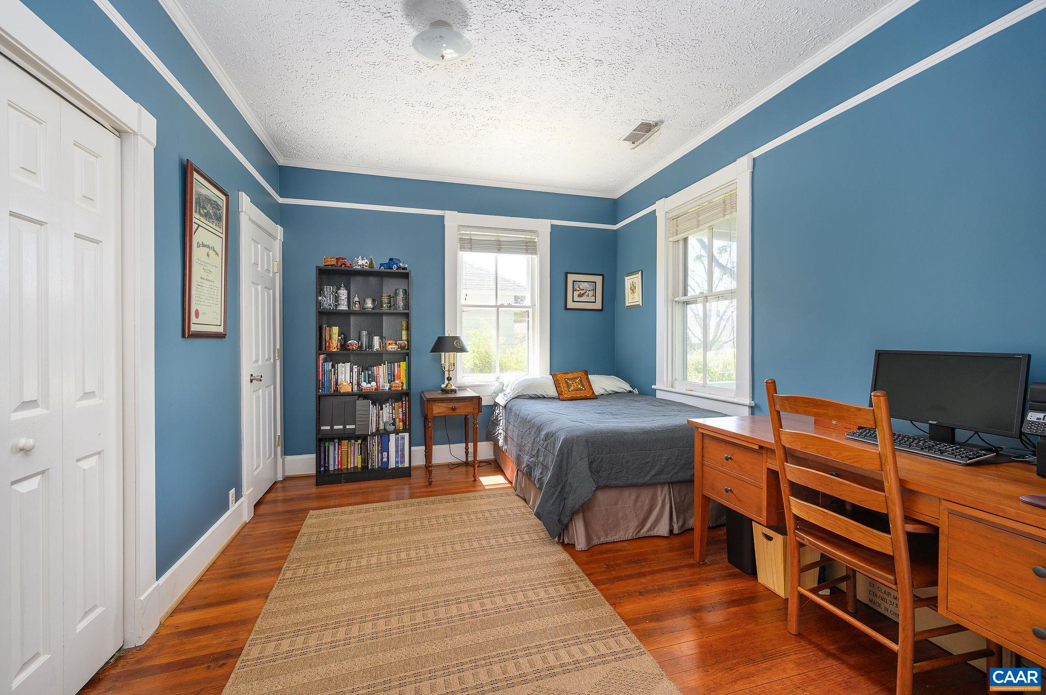 1400 EARLY ST, CHARLOTTESVILLE, Virginia 22902, 2 Bedrooms Bedrooms, ,1 BathroomBathrooms,Residential,1400 EARLY ST,663621 MLS # 663621