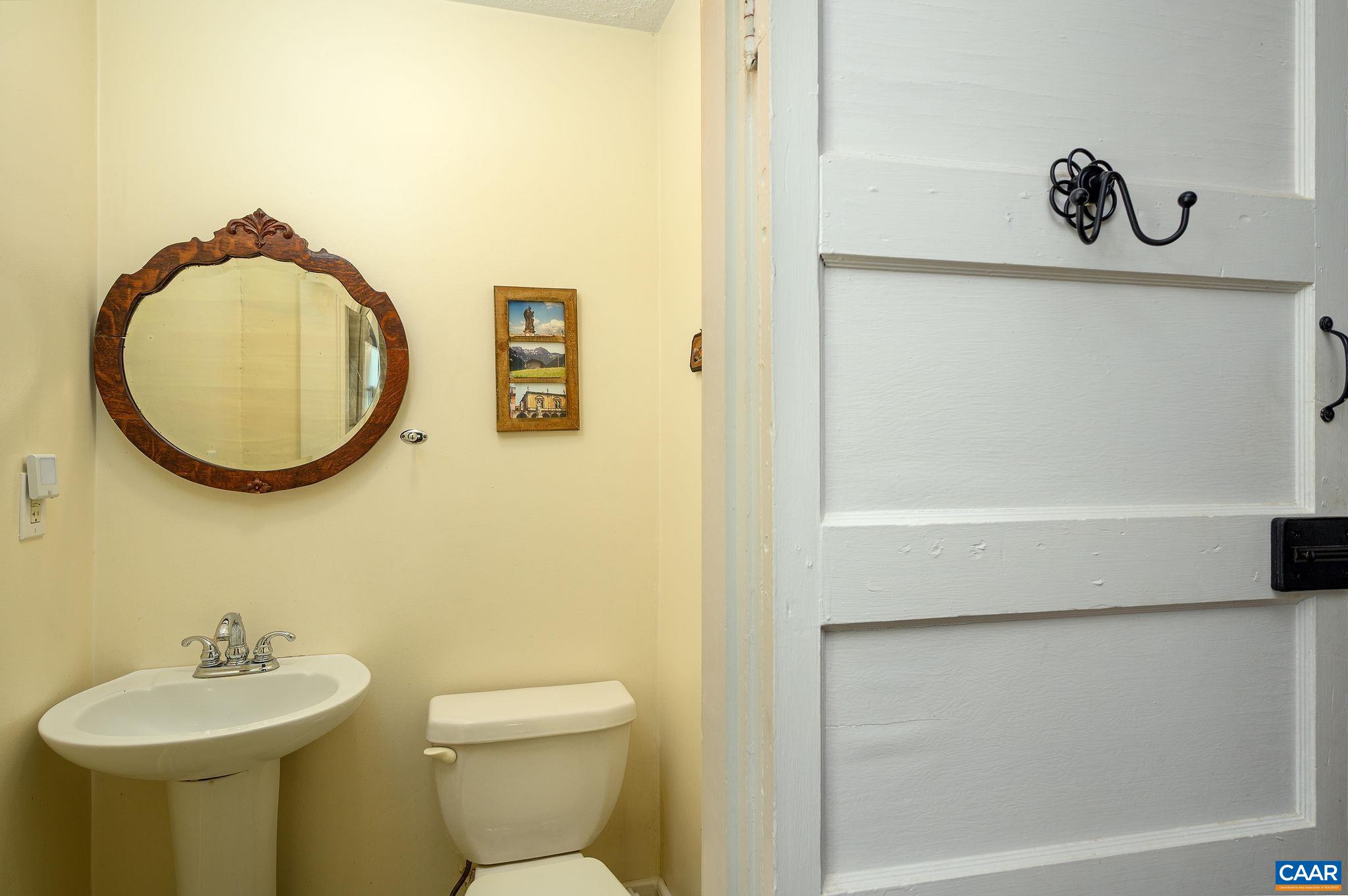 1400 EARLY ST, CHARLOTTESVILLE, Virginia 22902, 2 Bedrooms Bedrooms, ,1 BathroomBathrooms,Residential,1400 EARLY ST,663621 MLS # 663621