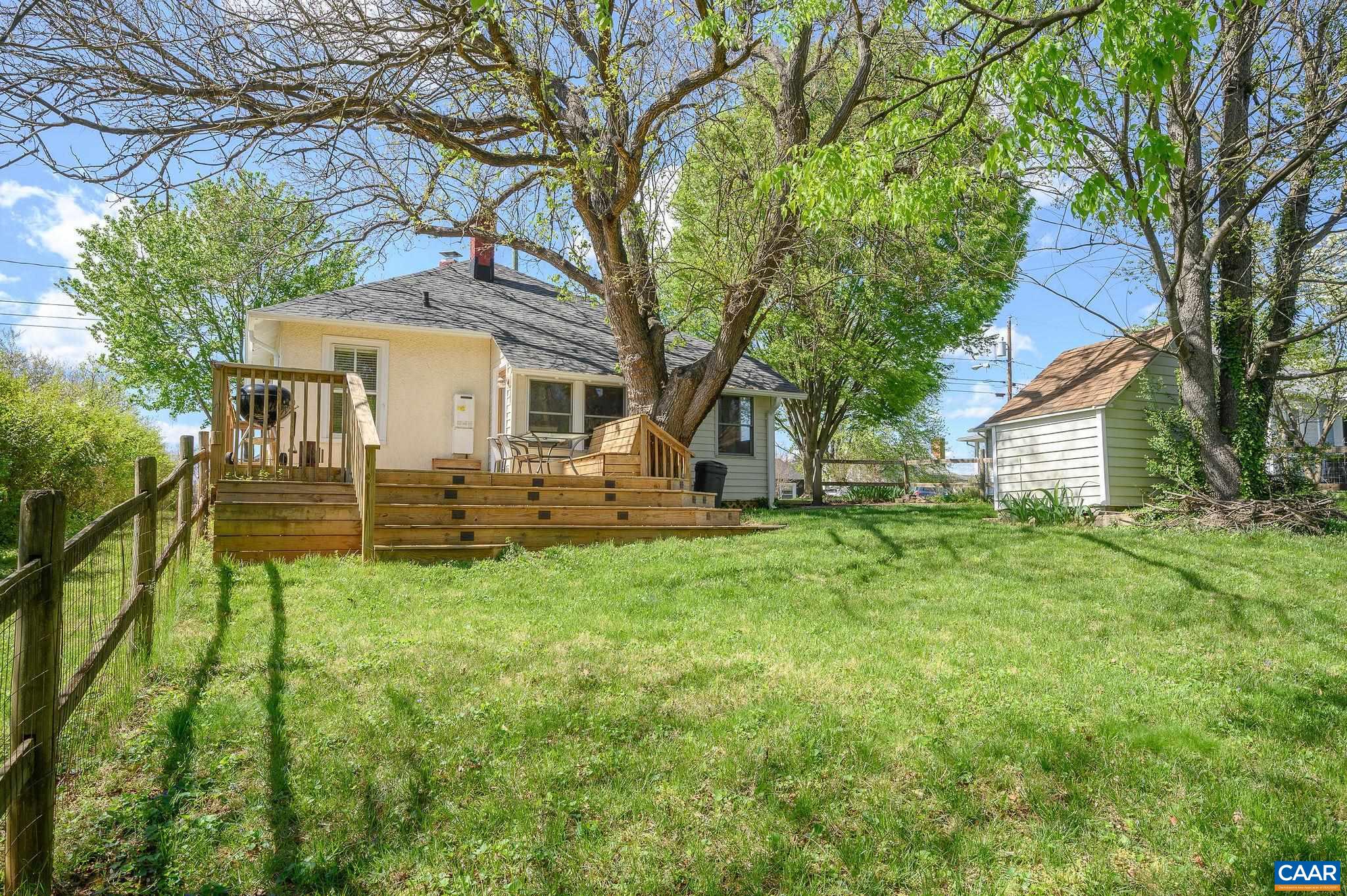 1400 EARLY ST, CHARLOTTESVILLE, Virginia 22902, 2 Bedrooms Bedrooms, ,1 BathroomBathrooms,Residential,1400 EARLY ST,663621 MLS # 663621