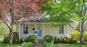 1400 EARLY ST, CHARLOTTESVILLE, Virginia 22902, 2 Bedrooms Bedrooms, ,1 BathroomBathrooms,Residential,1400 EARLY ST,663621 MLS # 663621