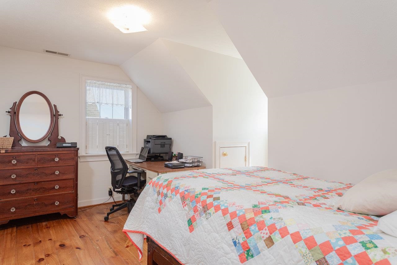 1813 PARK RD, HARRISONBURG, Virginia 22802, 6 Bedrooms Bedrooms, ,5 BathroomsBathrooms,Residential,1813 PARK RD,663917 MLS # 663917