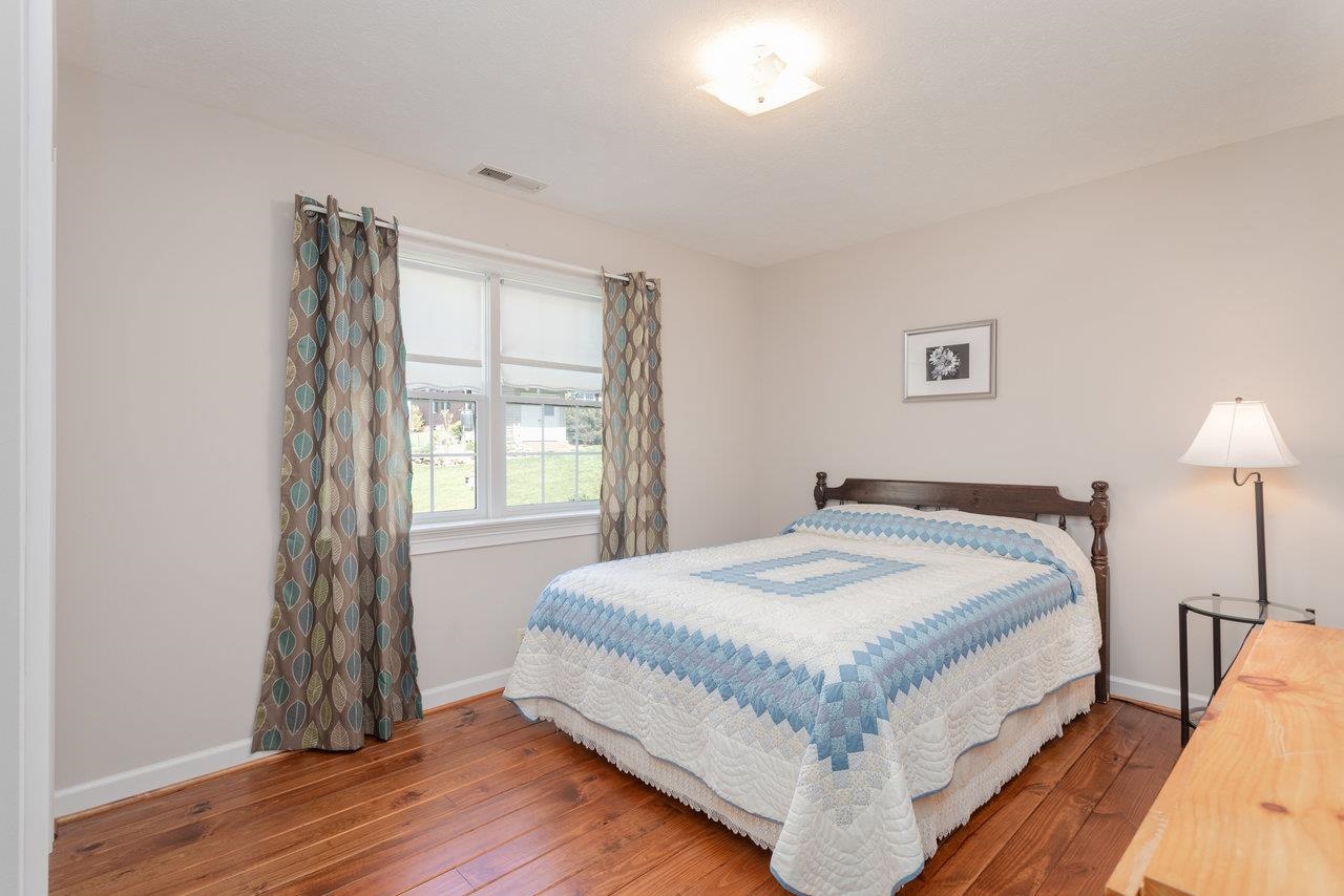 1813 PARK RD, HARRISONBURG, Virginia 22802, 6 Bedrooms Bedrooms, ,5 BathroomsBathrooms,Residential,1813 PARK RD,663917 MLS # 663917