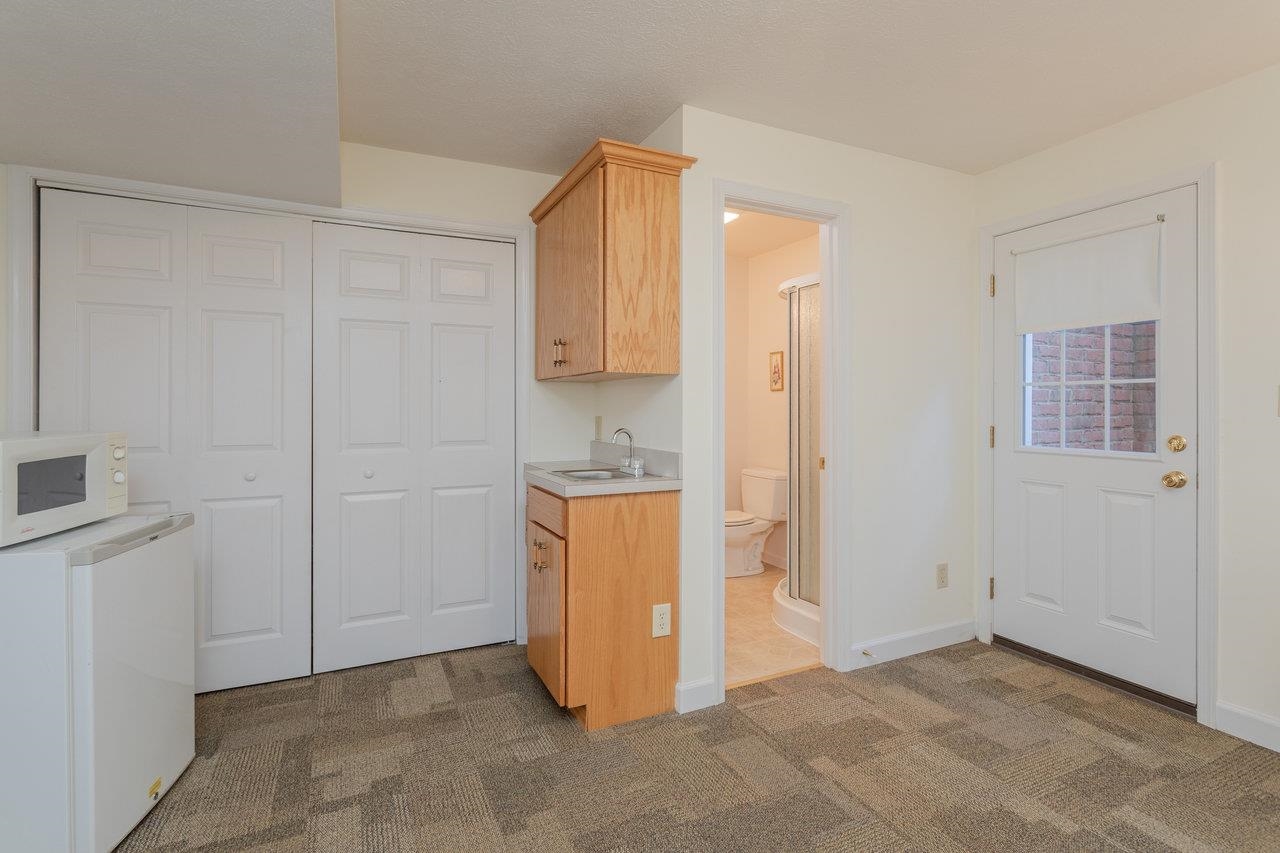 1813 PARK RD, HARRISONBURG, Virginia 22802, 6 Bedrooms Bedrooms, ,5 BathroomsBathrooms,Residential,1813 PARK RD,663917 MLS # 663917