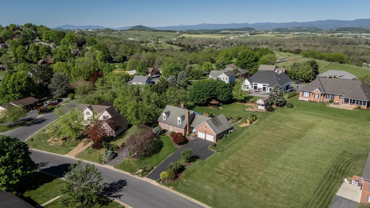 1813 PARK RD, HARRISONBURG, Virginia 22802, 6 Bedrooms Bedrooms, ,5 BathroomsBathrooms,Residential,1813 PARK RD,663917 MLS # 663917