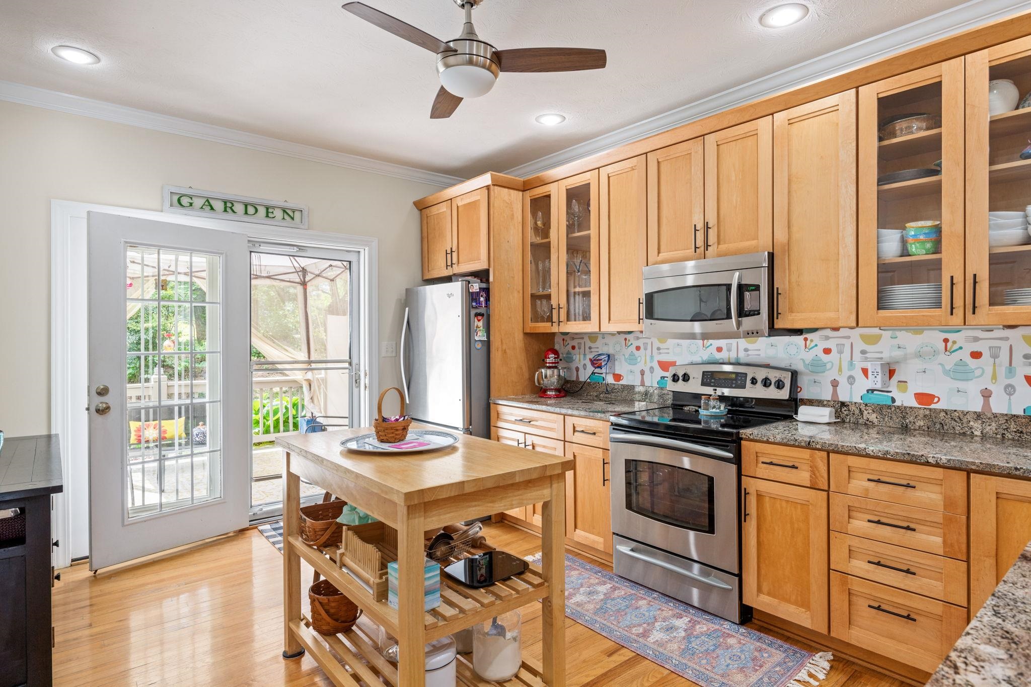 51 VILLA VIEW DR, STAUNTON, Virginia 24401, 3 Bedrooms Bedrooms, ,2 BathroomsBathrooms,Residential,51 VILLA VIEW DR,663929 MLS # 663929