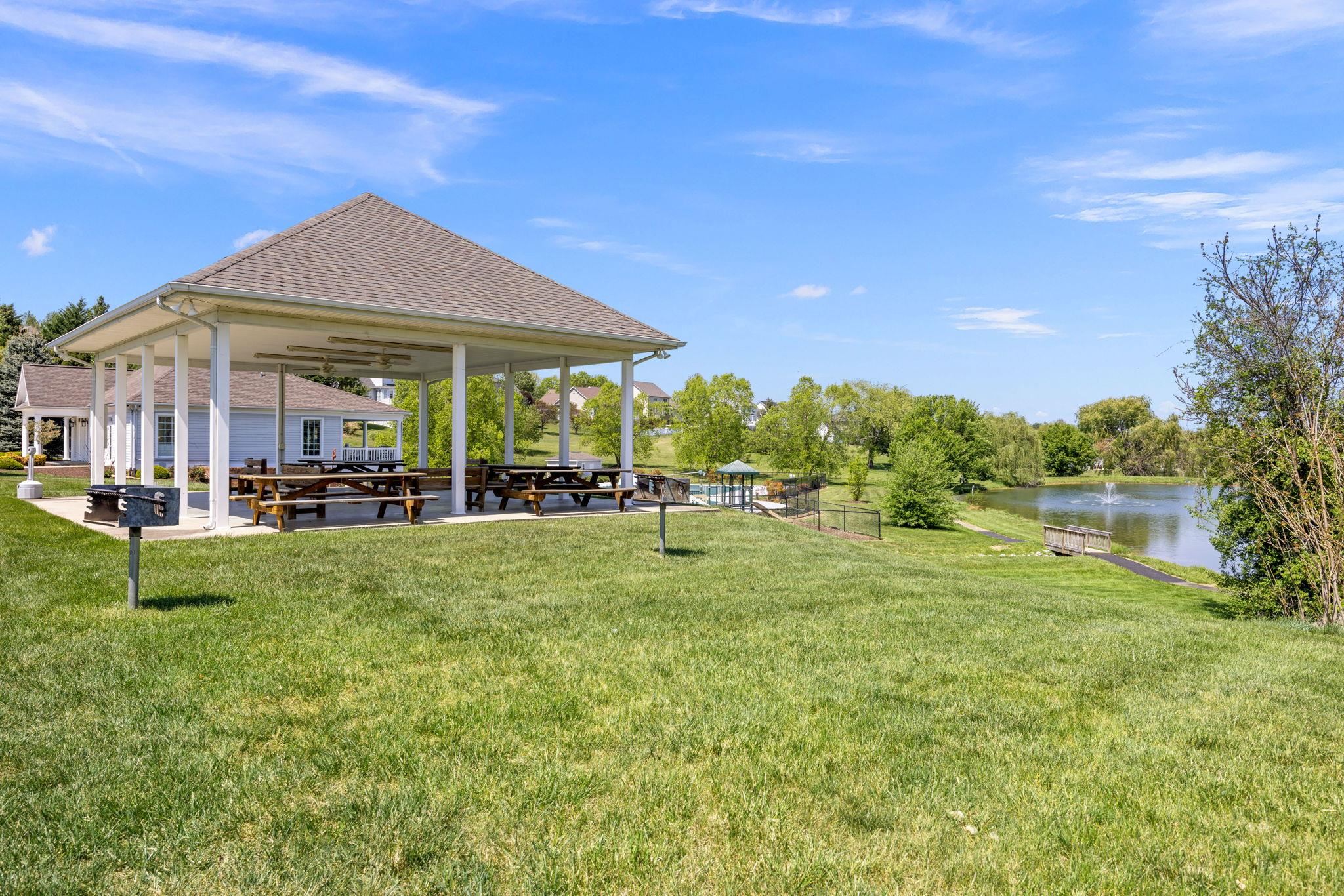 51 VILLA VIEW DR, STAUNTON, Virginia 24401, 3 Bedrooms Bedrooms, ,2 BathroomsBathrooms,Residential,51 VILLA VIEW DR,663929 MLS # 663929