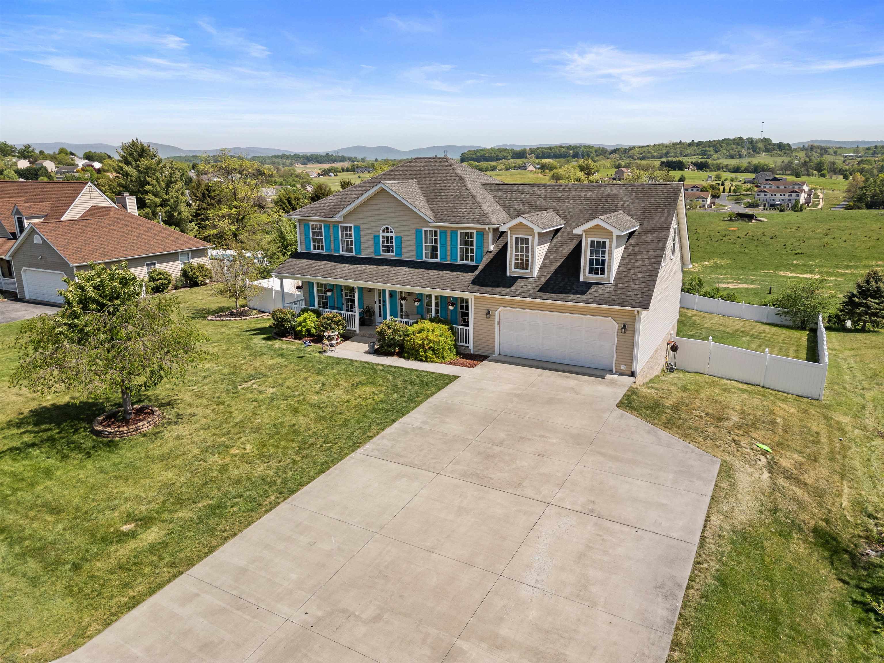 23 JOY LN, FISHERSVILLE, Virginia 22939, 6 Bedrooms Bedrooms, ,4 BathroomsBathrooms,Residential,23 JOY LN,663932 MLS # 663932