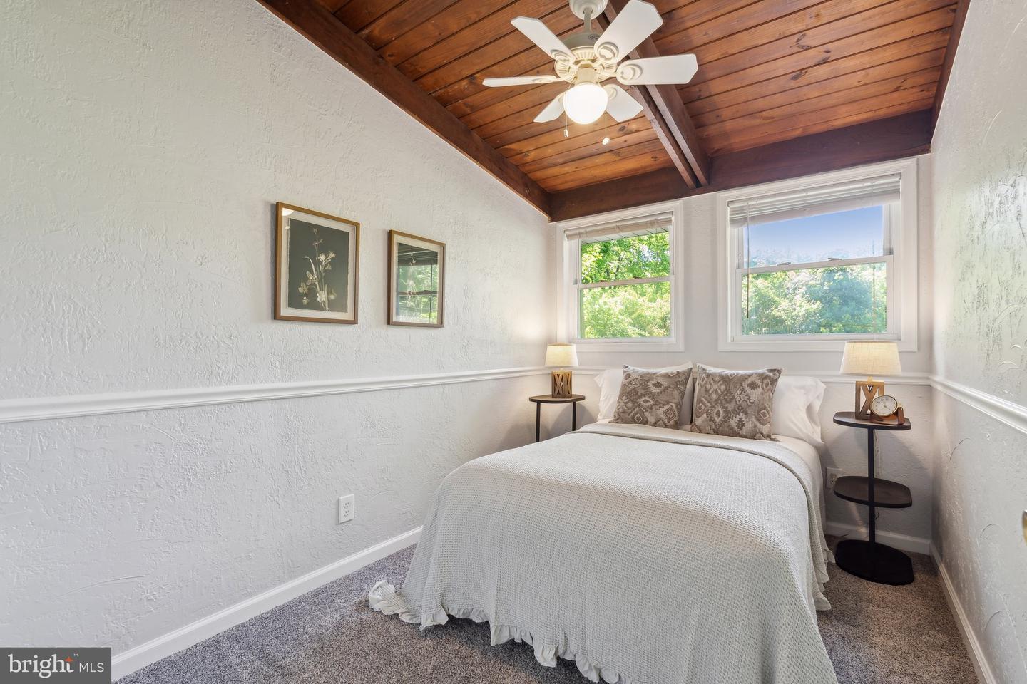 7711 HOLMES RUN DR, FALLS CHURCH, Virginia 22042, 3 Bedrooms Bedrooms, ,2 BathroomsBathrooms,Residential,For sale,7711 HOLMES RUN DR,VAFX2227396 MLS # VAFX2227396