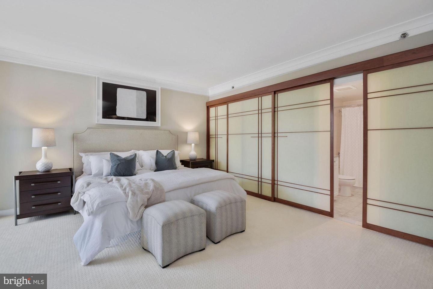 777 7TH ST NW #1013, WASHINGTON, District Of Columbia 20001, 2 Bedrooms Bedrooms, ,2 BathroomsBathrooms,Residential,For sale,777 7TH ST NW #1013,DCDC2190120 MLS # DCDC2190120