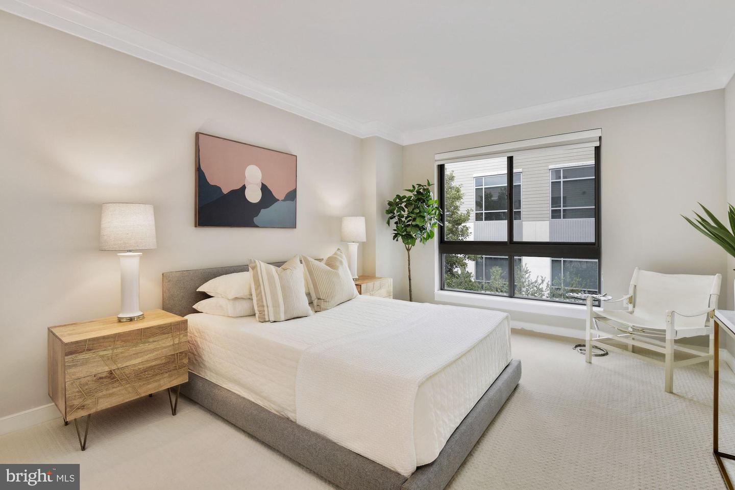 777 7TH ST NW #1013, WASHINGTON, District Of Columbia 20001, 2 Bedrooms Bedrooms, ,2 BathroomsBathrooms,Residential,For sale,777 7TH ST NW #1013,DCDC2190120 MLS # DCDC2190120